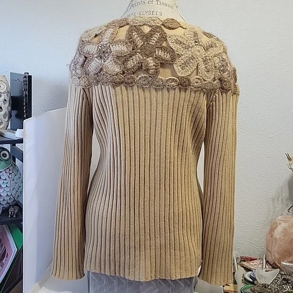 ESCADA Cashmere Blend Sweater, EUC
